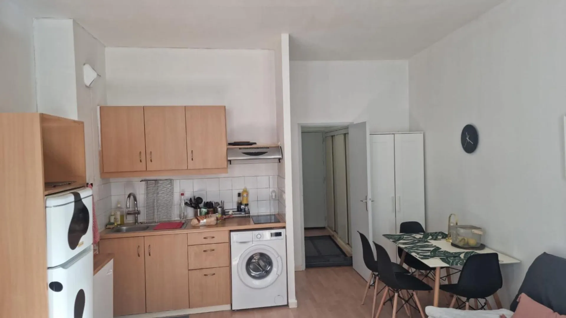 Appartement Intramuros En Hyper Centre Ville Avignon Apartment